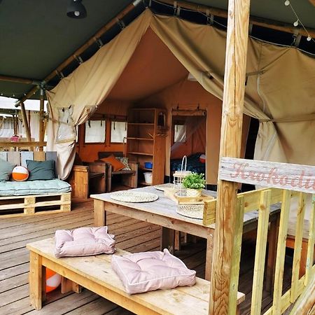 Vakantiepark De Bergen Wanroij - Safaritent Esterno foto