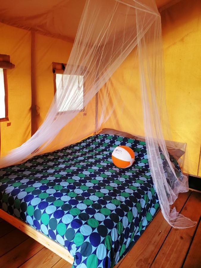 Vakantiepark De Bergen Wanroij - Safaritent Esterno foto