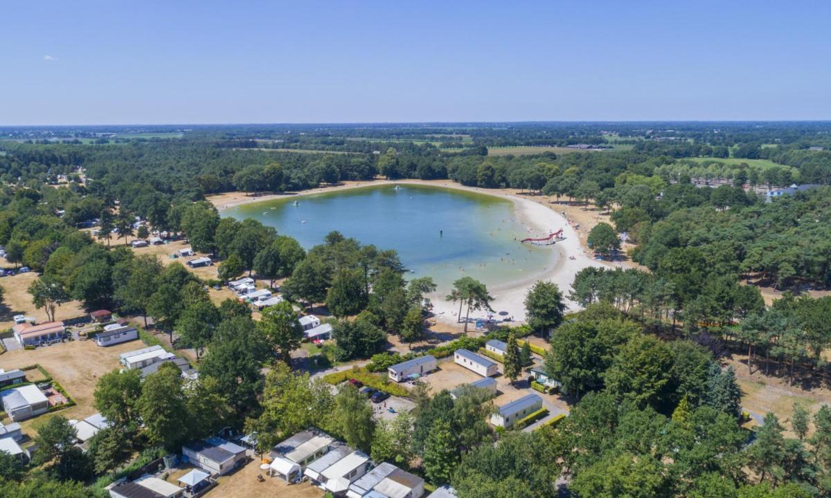 Vakantiepark De Bergen Wanroij - Safaritent Esterno foto