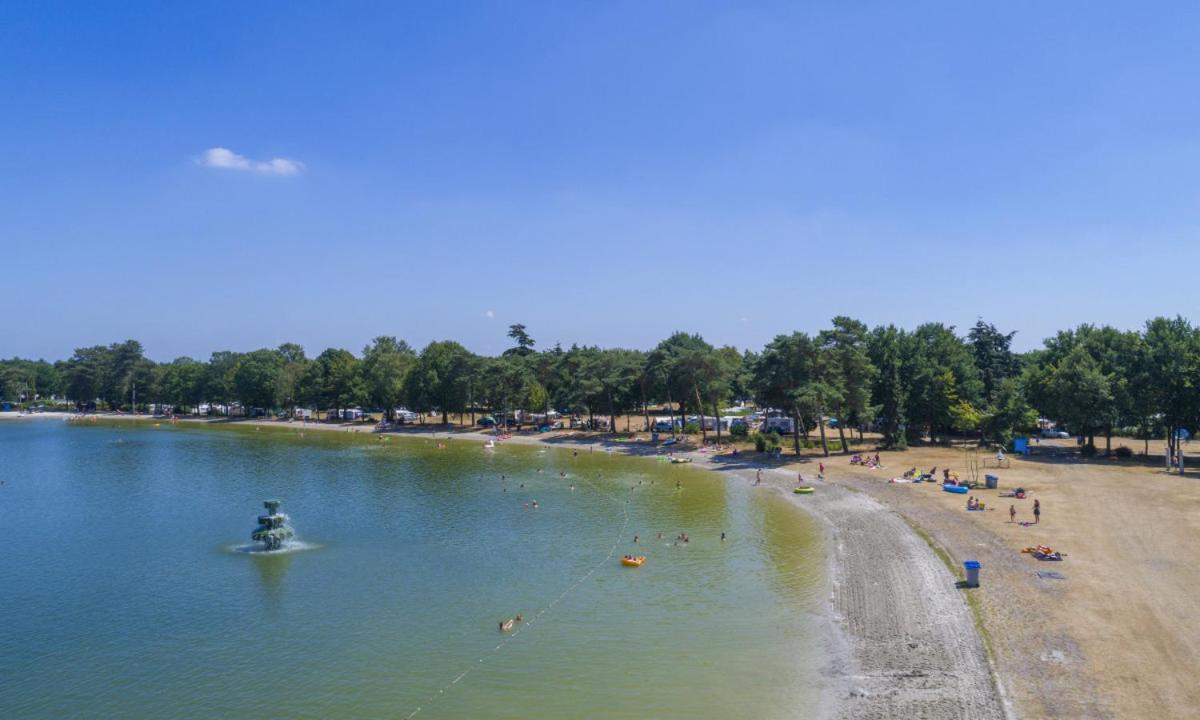 Vakantiepark De Bergen Wanroij - Safaritent Esterno foto